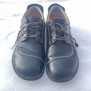 Finn Comfort Black Leather Oxfords